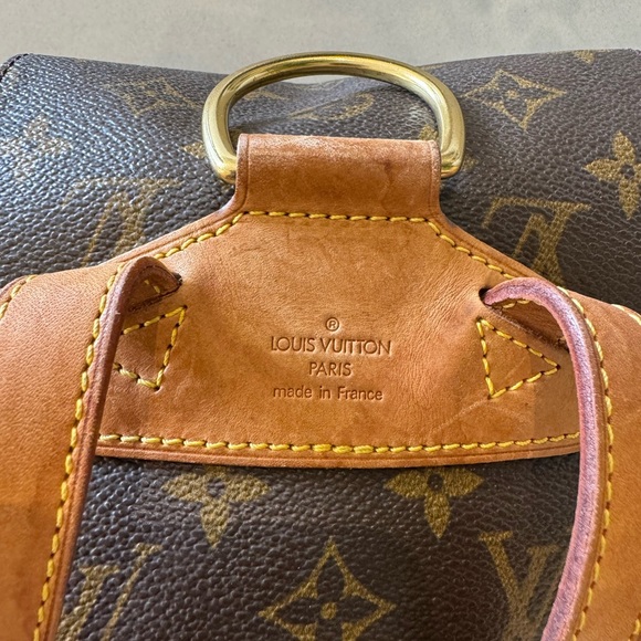Louis Vuitton Monogram Montsouris Backpack MM - Picture 8 of 11